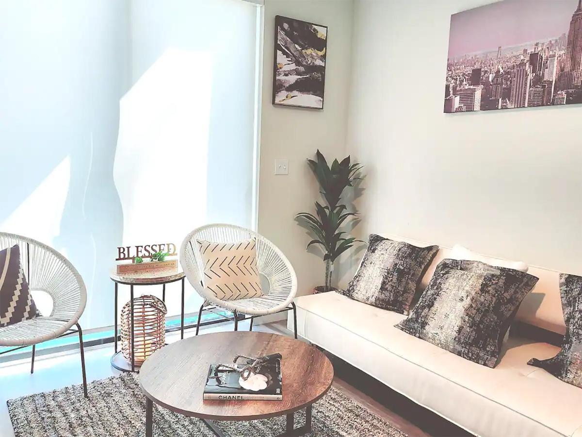 Lux Urban Retreat: Family-Friendly Staycation with Gym & EV Charging West Palm Beach Exterior photo